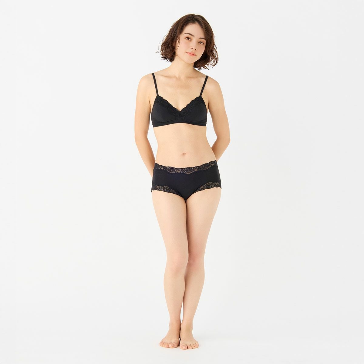 20 STANDARD[フックアイソフトブラジャー（ノンワイヤー